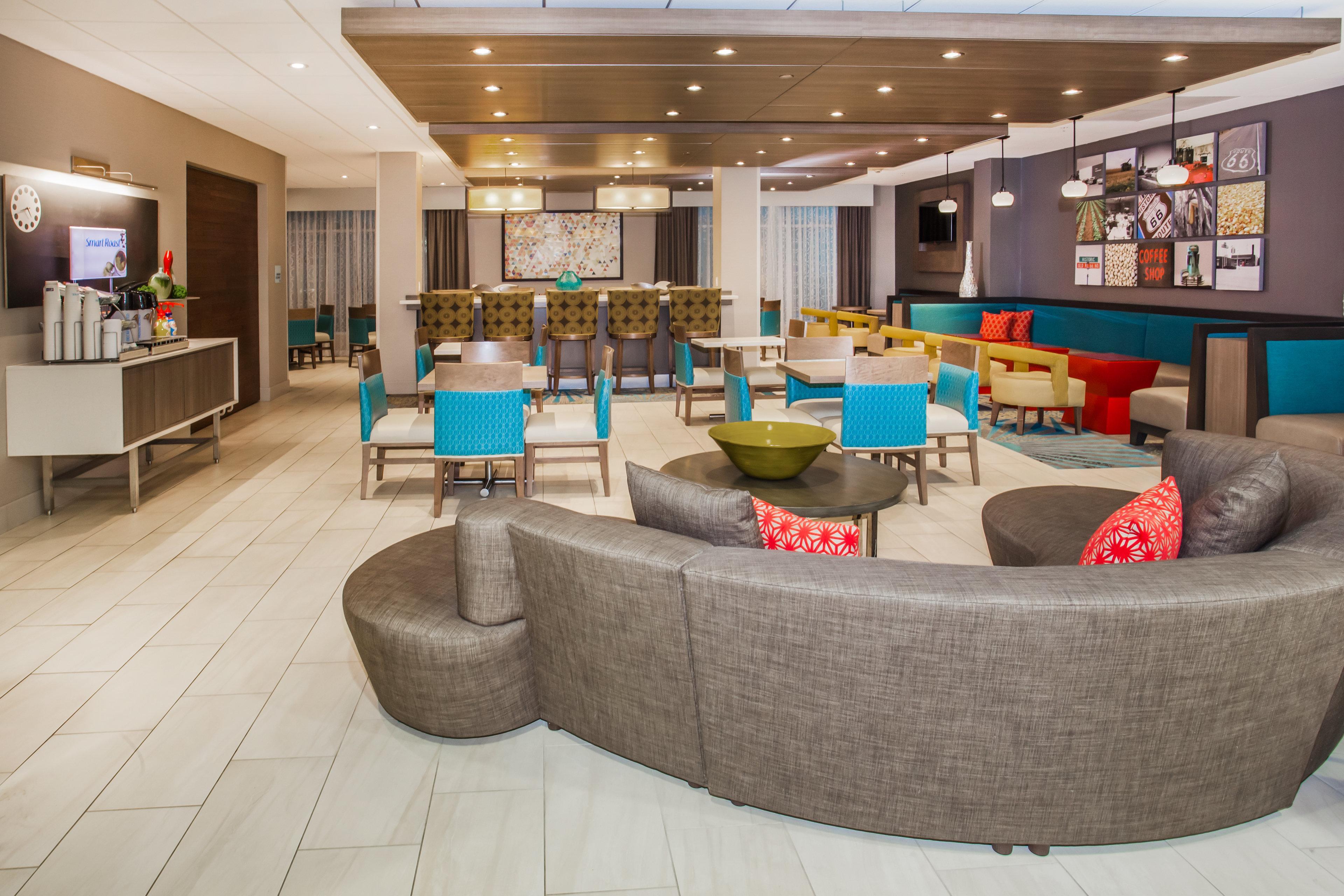 Holiday Inn Express & Suites Litchfield By Ihg Exterior photo